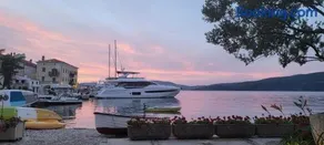 Valun Seaside Apartments - Image 1