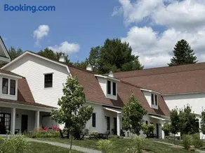 Luxury TownHome 106 - Image 1