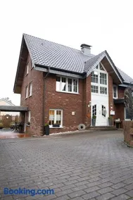 Ferienwohnung Menden - Image 1