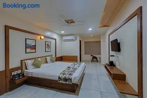 Hotel Sai Inn at Statue of Unity - Image 4