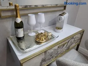 Villa Marmont Karlovac Luksuzni Smještaj na Top Lokaciji s Parkingom i Self Check inom - Image 3