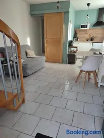 Maison de campagne avec grand parking privé -calme et sérénité - Image 1
