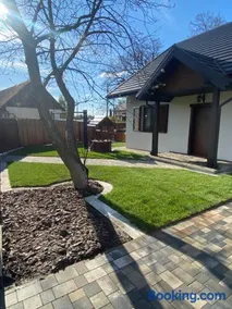 Zander Village Zator - Image 1