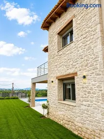 Elysian View Lefkakia - Image 2