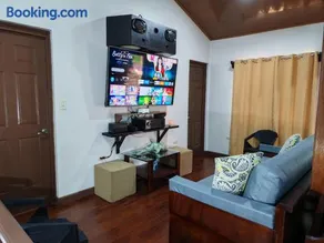 Charming Small House, Near the beach & Waterfalls - Image 3