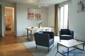 Spacious & Comfortable flat in centric Eixample - Image 2