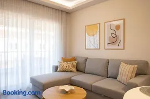 Boheme Apartment - Image 1