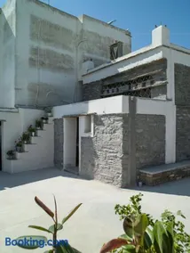 Tutti Blu Tinos Living Space - Image 5