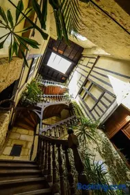 Amañi Hostel - Image 1