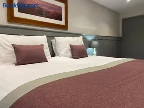 The Old Gables, Brampton Town Centre, Hadrians Wall Sleeps 4 - Image 1