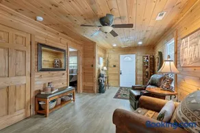 Getaway on Little River - Image 4
