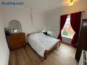 Daniel’s Semi Rural Retreat - Image 4