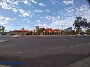 Across the road from the best Pub in Kalgoorlie!!! - Image 2