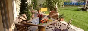 Appartamento con giardino, griglia e terrazza | Vista sul giardino - Image 2