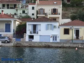 Cavos Seaside House - Image 4