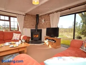 6 Bed in Honiton oc-41043 - Image 5