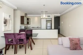 The Manhattan Apartments - Image 3