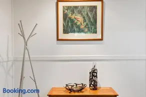 Windsong at Ravensbourne Escape 1 Bedroom - Image 2