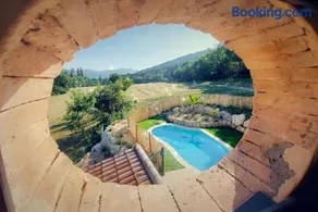 Gite LES PEYRIERES avec piscine - Image 1