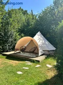 Bell tent op Wellness Camping Stoltenborg - Image 1
