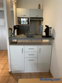Apparthotel proche de Cannes - Image 1