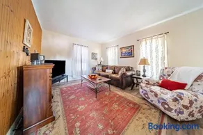 Cottage in the Falls, 3 b, 2 bath, fireplace - Image 5