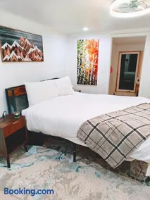 Cozy Mountain Getaway Near ATV Trails & Cumberland Gap EV Plug - Image 1