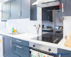 Contractor Base 4-Bedrooms Sleeps 7 Near Liverpool - Image 5