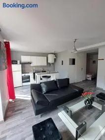 Joli appartement meublé refait à neuf - Image 1