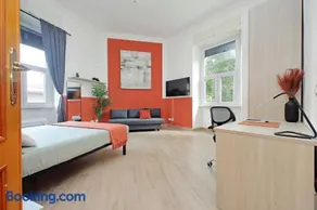 MAYA - Boutique Apartment - Image 1
