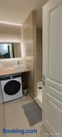 Maison avec 2 chambres dans une résidence privée - Image 3