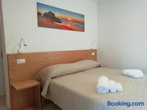 Miriasol Bed and Breakfast - Image 1