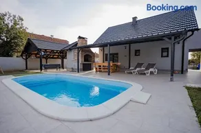 Holiday house Eva with pool - Image 1
