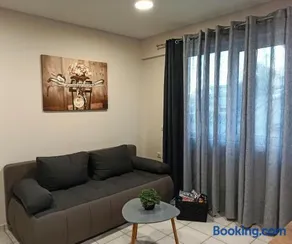 Central Square Apartment 1 - Image 3