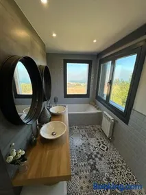 Chalet en la playa con vistas - Image 4