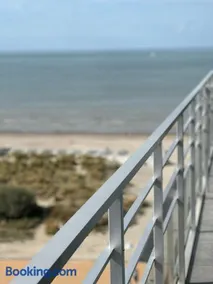 Sunbeach - Image 1