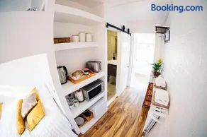 Bijou Annexe, Sea View, Private Entrance & Parking - FOLKESTONE - Image 4