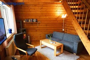 Encantadora casa vacacional apta para familias con jardín, barbacoa y sauna - Image 1