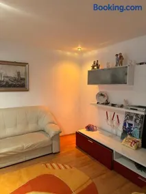 Asalt Pascani - Image 1