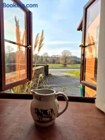 Tregib Mill Cottage - Image 2