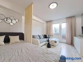Pokojný a slnečný apartmán blízko centra 24h self check-in - Image 1