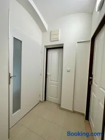 Tuan Long Apartments - Image 3