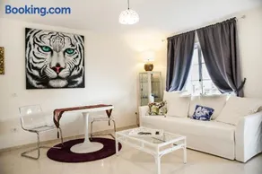 Duplex 2 bedrooms for you with Air Conditioner - Image 1