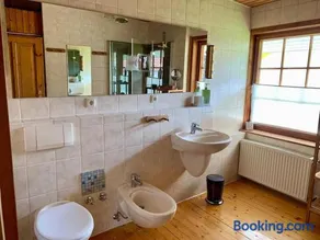 Ruhig gelegene Fachwerk-Villa mit Sauna, Kamin, Sommerpool - Image 3