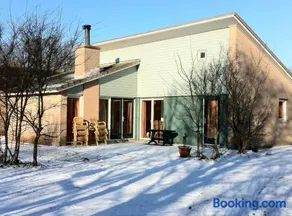 Sunset Beach House - Image 3