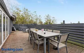 Four-Bedroom Holiday Home In Tarm - Image 2