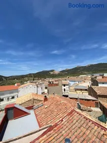 Ático en el casco histórico con increibles vistas de montaña - Image 5