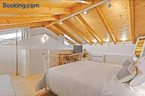 Courtyard Cottage Corfu - Image 2