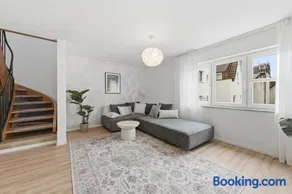 Stilvolle Ferienwohnung im historischen Zentrum für 6 Personen und Parkplatz - Image 2