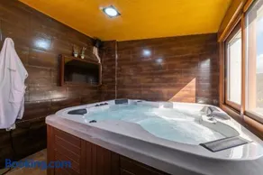 La Casa Al Revés - Image 2